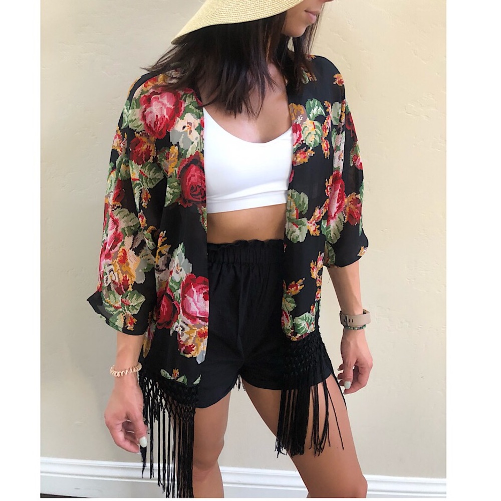 Rose/Floral Black Kimono